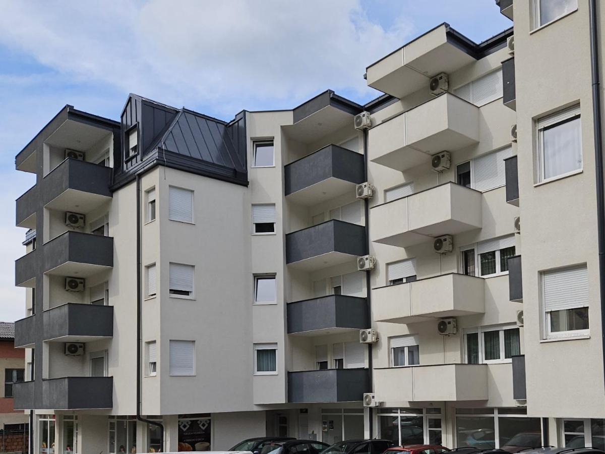Adav Luxus Apartment Visoko Exterior foto